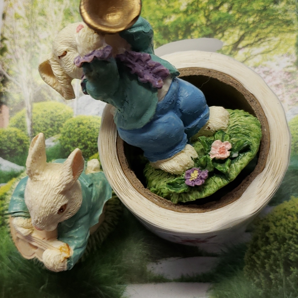 Two (2) 3D Most adorable Enesco bunnies - Picture 6 of 12